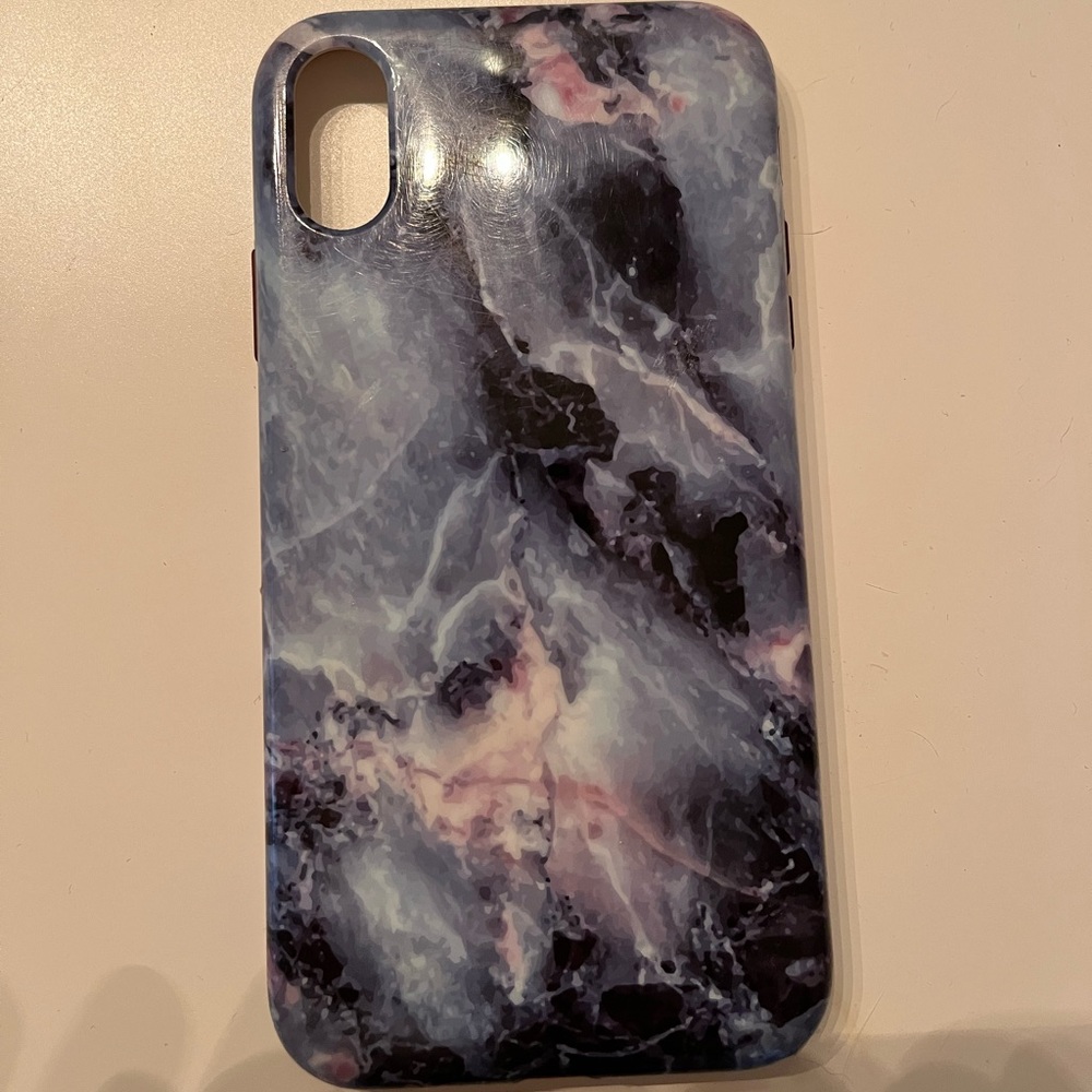 Casely Black Marbled Case